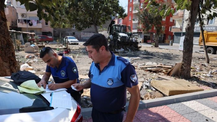 Akdenizde Mahalle Temizlendi, Kurallar hlal Eden Vatandaa Yaptrm Uyguland