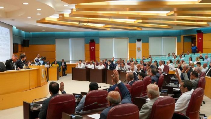 Tarsus Belediye Meclisinin Gndemi ’Halk Ekmek’ ve Borlar Oldu