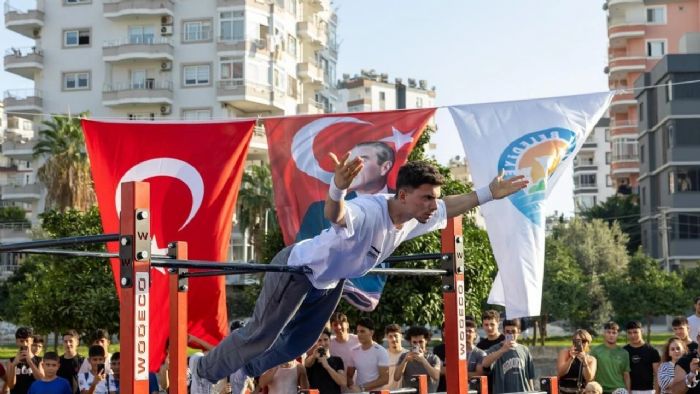 Mezitlide Sokak Sporlar Rzgar: Gen Yetenekler Sahneye kt!