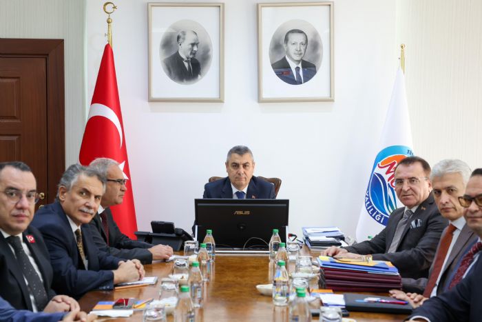 Vali Torostan Mersinde Hizmet ve Yatrm Deerlendirmesi